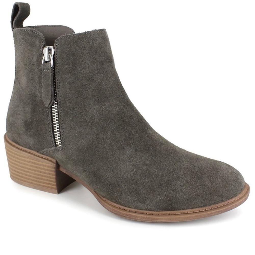 New Kensie Charcoal Suede Ankle Boots